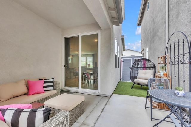 2692 Bathford St, Sacramento, CA 95833