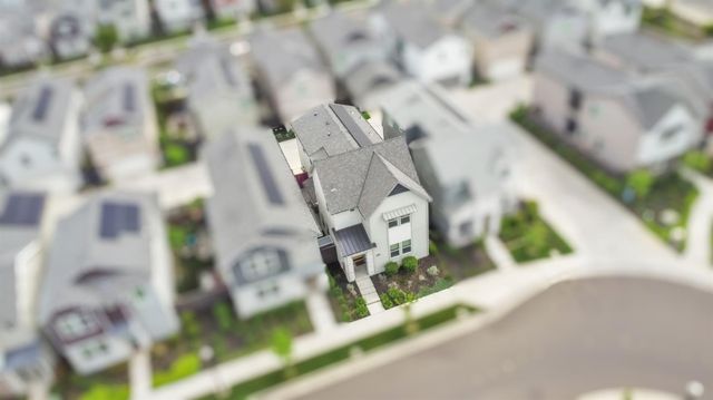 2692 Bathford St, Sacramento, CA 95833