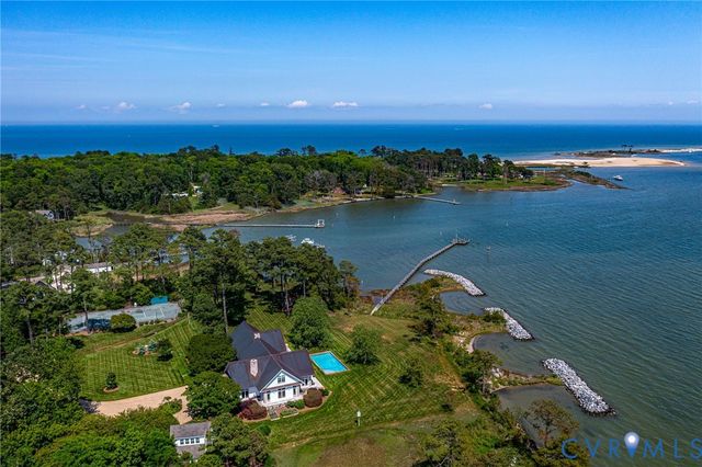 1071 Gum Thicket Rd, Gwynn, VA 23076