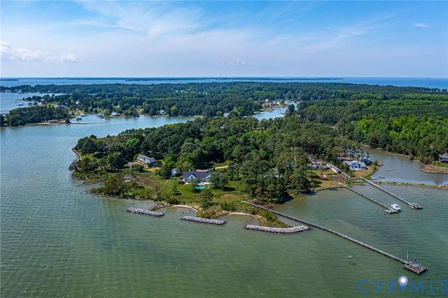 1071 Gum Thicket Rd, Gwynn, VA 23076