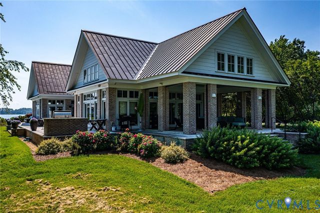 1071 Gum Thicket Rd, Gwynn, VA 23076