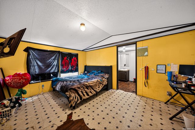 4434 Tiera, Von Ormy, TX 78073