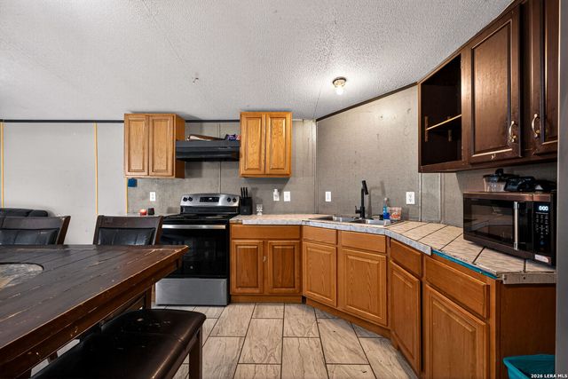 4434 Tiera, Von Ormy, TX 78073