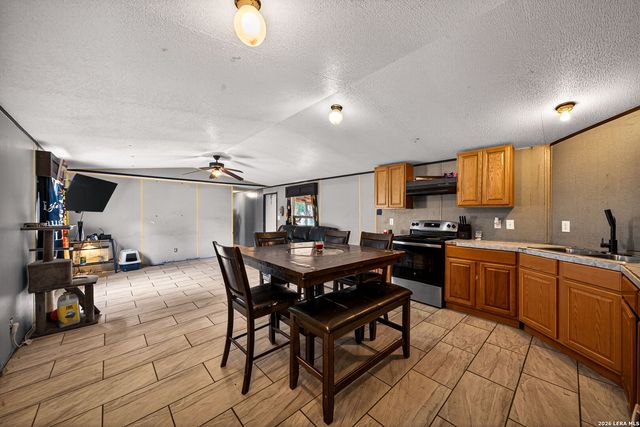 4434 Tiera, Von Ormy, TX 78073