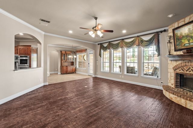 6 Kilchurn, Garland, TX 75044