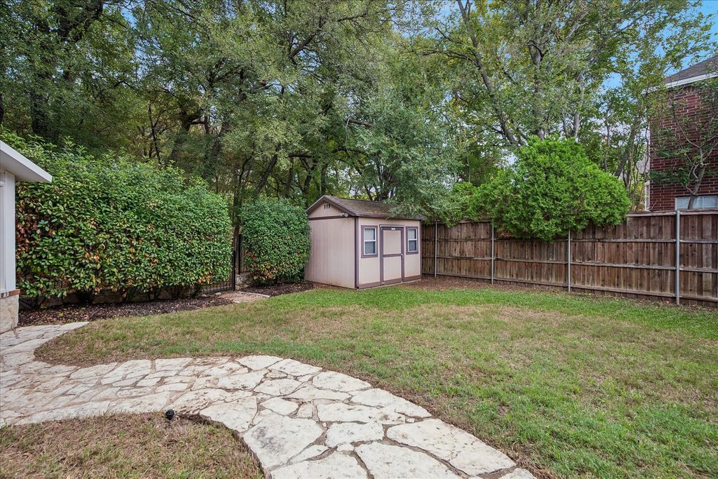 3736 Boxwood Drive, Grand Prairie, TX 75052 — photo 4