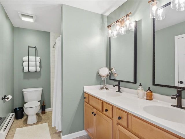 4 Marion Avenue, Essex, VT 05452
