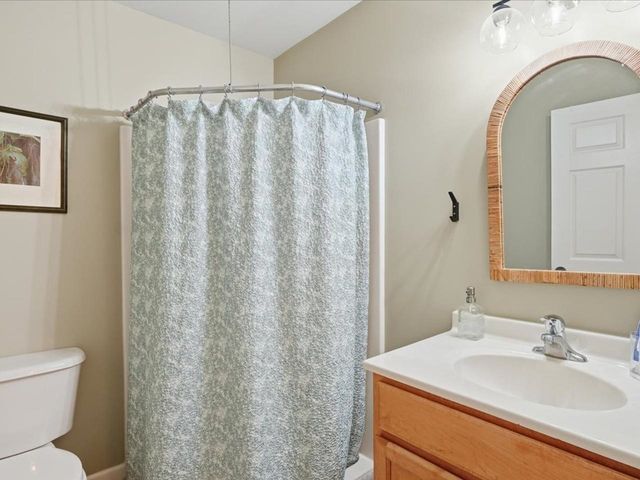4 Marion Avenue, Essex, VT 05452