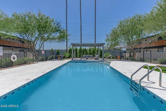 1840 W Thomas Road 21, Phoenix, AZ 85015