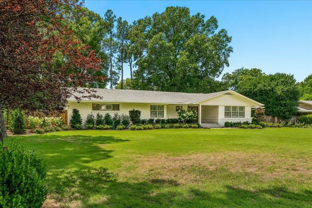 73 S MENDENHALL RD, Memphis, TN 38117