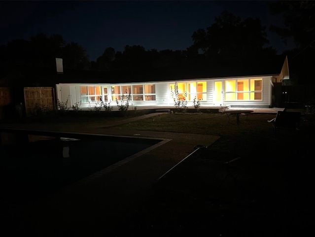 73 S MENDENHALL RD, Memphis, TN 38117