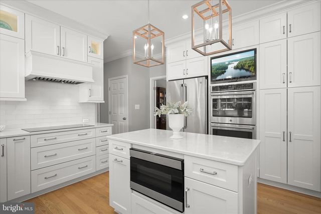 9717 STARLING RD, Ellicott City, MD 21042
