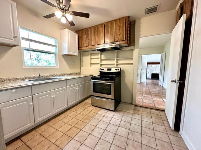 2101 Ponce De Leon Avenue, West Palm Beach, FL 33407