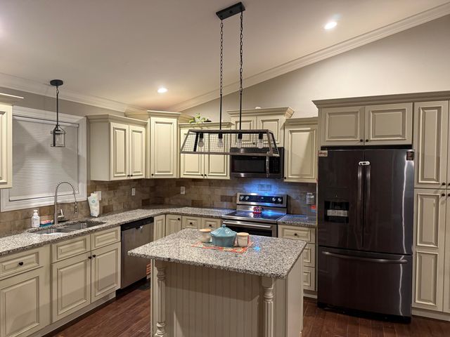 3696 Barbourville Road, London, KY 40744