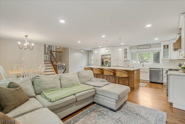 9 Linden Ln, Wayne Twp., NJ 07470