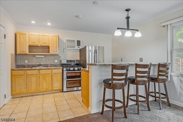 9 Linden Ln, Wayne Twp., NJ 07470