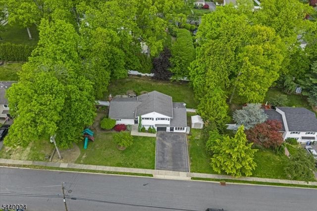 9 Linden Ln, Wayne Twp., NJ 07470
