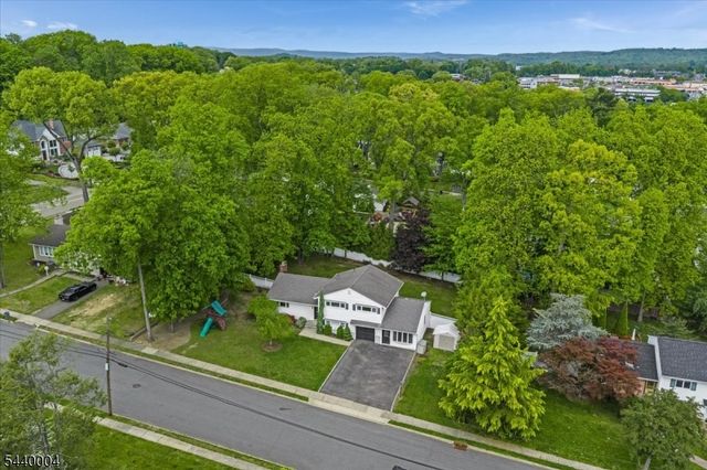 9 Linden Ln, Wayne Twp., NJ 07470