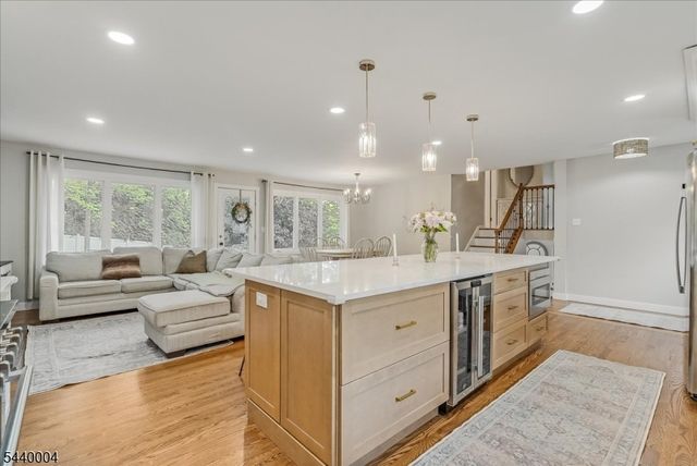 9 Linden Ln, Wayne Twp., NJ 07470