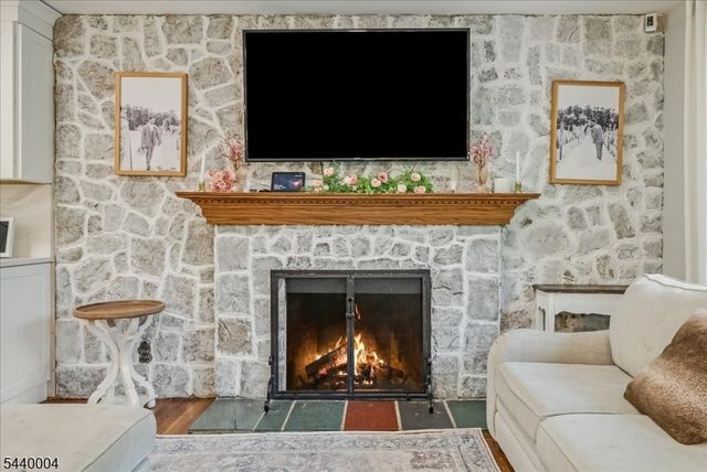 9 Linden Ln, Wayne Twp., NJ 07470