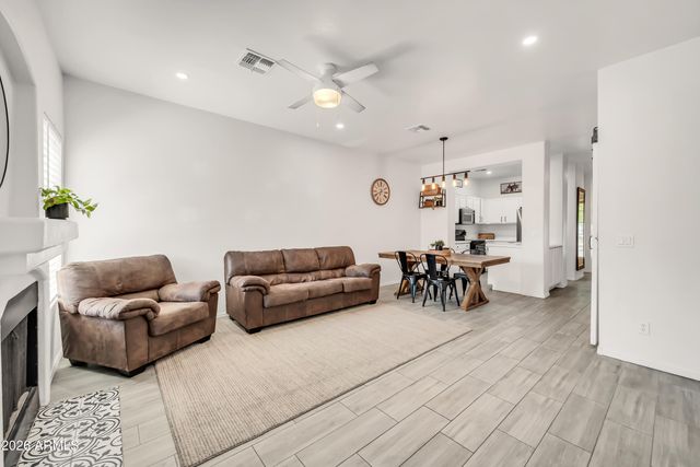 1961 N Hartford Street 1004, Chandler, AZ 85225