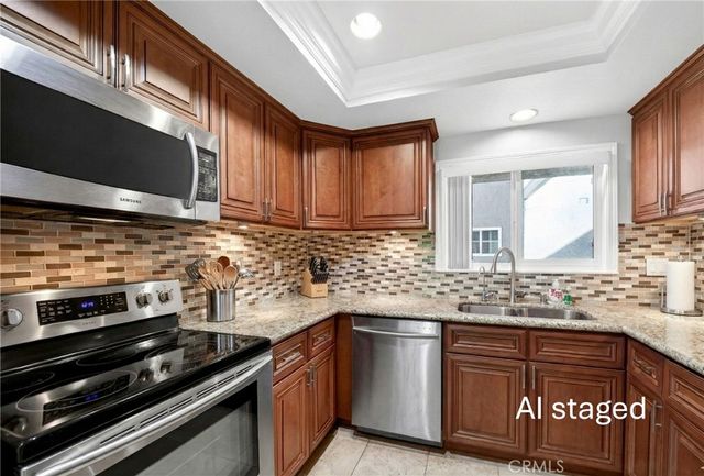 2393 W Via Mariposa 2B, Laguna Woods, CA 92637