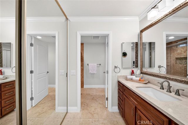 2393 W Via Mariposa 2B, Laguna Woods, CA 92637