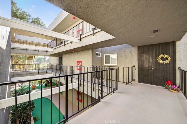 2393 W Via Mariposa 2B, Laguna Woods, CA 92637