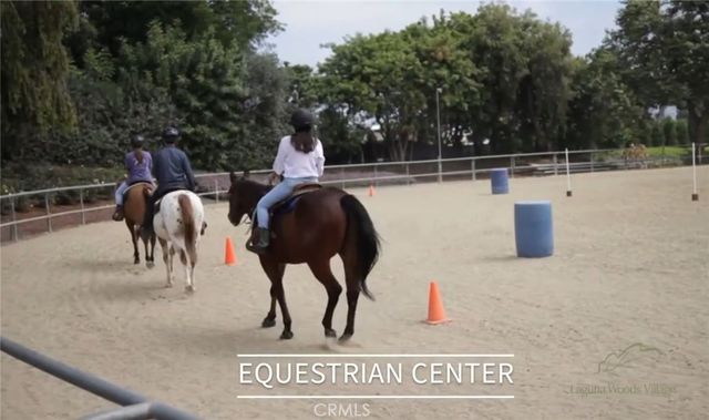 2393 W Via Mariposa 2B, Laguna Woods, CA 92637