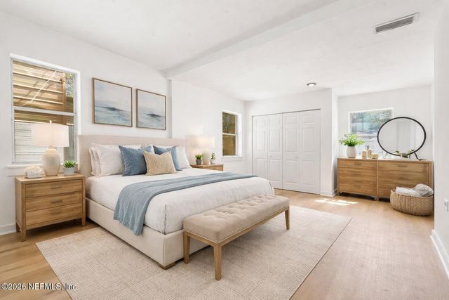 8845 ATTER Lane, Jacksonville, FL 32216