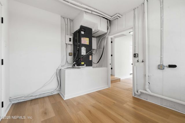 8845 ATTER Lane, Jacksonville, FL 32216