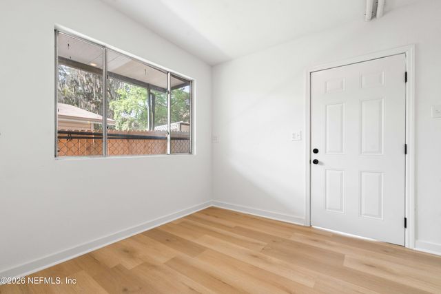 8845 ATTER Lane, Jacksonville, FL 32216