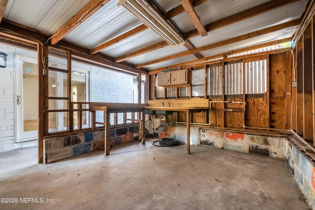 8845 ATTER Lane, Jacksonville, FL 32216