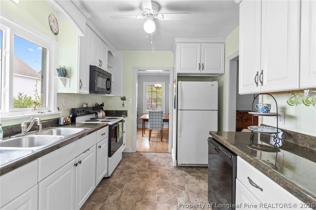 1402 Summitt Avenue, Fayetteville, NC 28305 — photo 12
