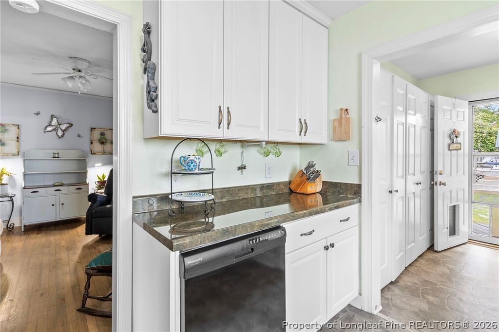 1402 Summitt Avenue, Fayetteville, NC 28305 — photo 14