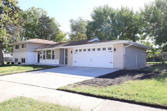 4401 Adele Lane, Oak Forest, IL 60452