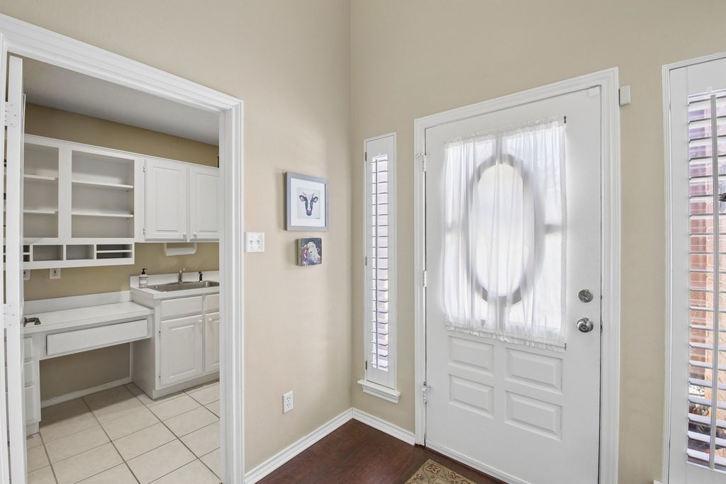6615 Waterwood Circle, Benbrook, TX 76132 — photo 3