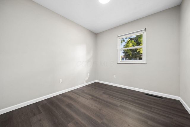 5048 Gunston Drive, Columbus, OH 43232