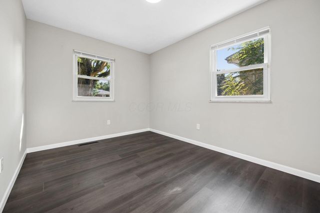 5048 Gunston Drive, Columbus, OH 43232