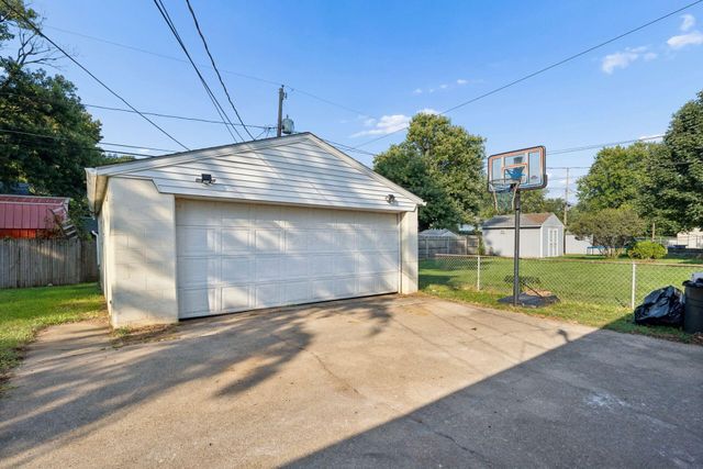 5048 Gunston Drive, Columbus, OH 43232