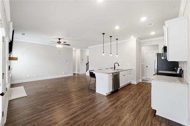 128 Russell Way, Athens, GA 30606