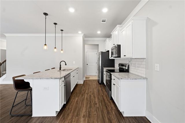 128 Russell Way, Athens, GA 30606