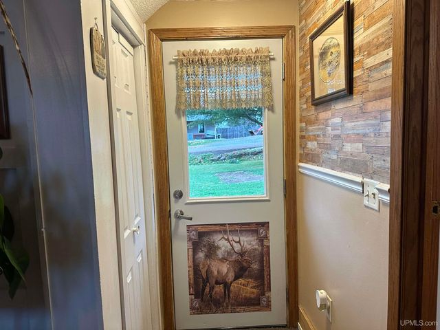 526 E Bundy Street, Ironwood, MI 49938