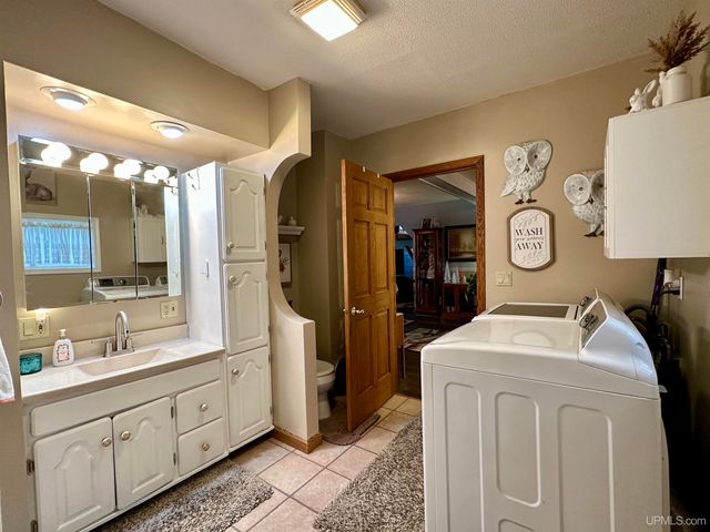 526 E Bundy Street, Ironwood, MI 49938