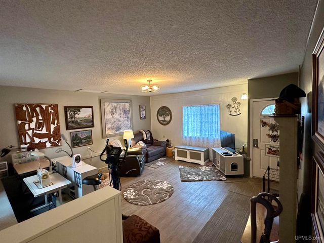 526 E Bundy Street, Ironwood, MI 49938