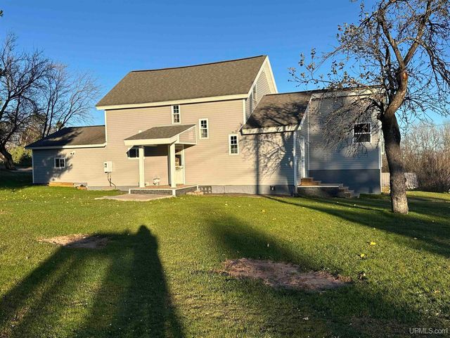 526 E Bundy Street, Ironwood, MI 49938