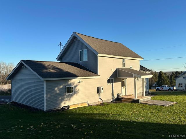 526 E Bundy Street, Ironwood, MI 49938