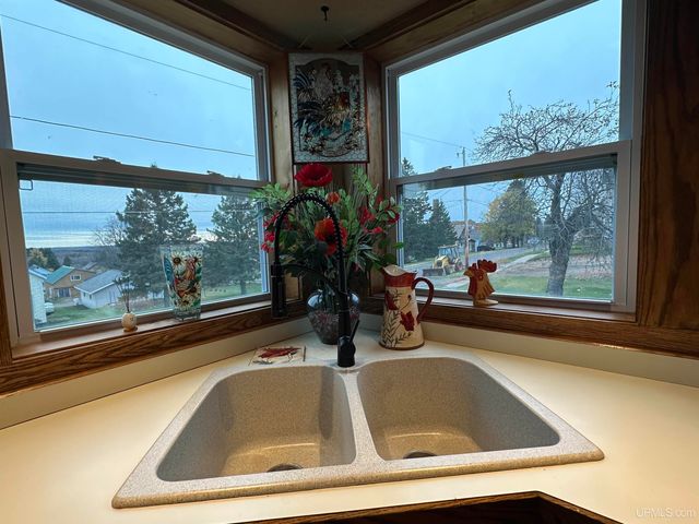 526 E Bundy Street, Ironwood, MI 49938