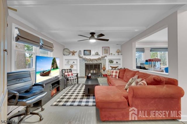 233 MAPLE Avenue, Dunellen, NJ 08812