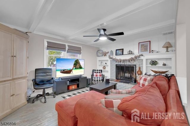 233 MAPLE Avenue, Dunellen, NJ 08812